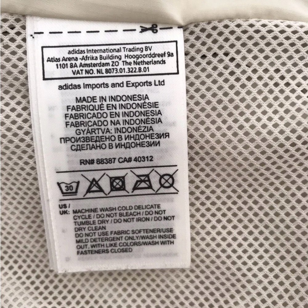 Stella McCartney NYLON THREE FULL ZIP FRONT CLOSURE LINED ZIP POCKET JACKET - Picture 11 of 12